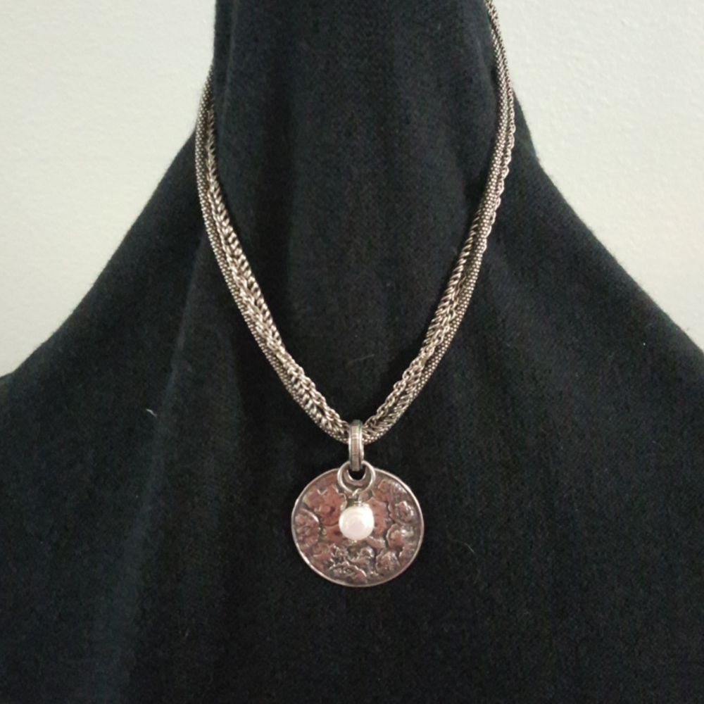 Silpada necklace N1719